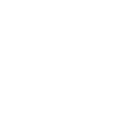 짙은 녹색 배경에 흰색 선으로 구성된  광주대 로고 위에 상단에 光州大學敎 하단에 UNIVERSITY라고 적혀있다.